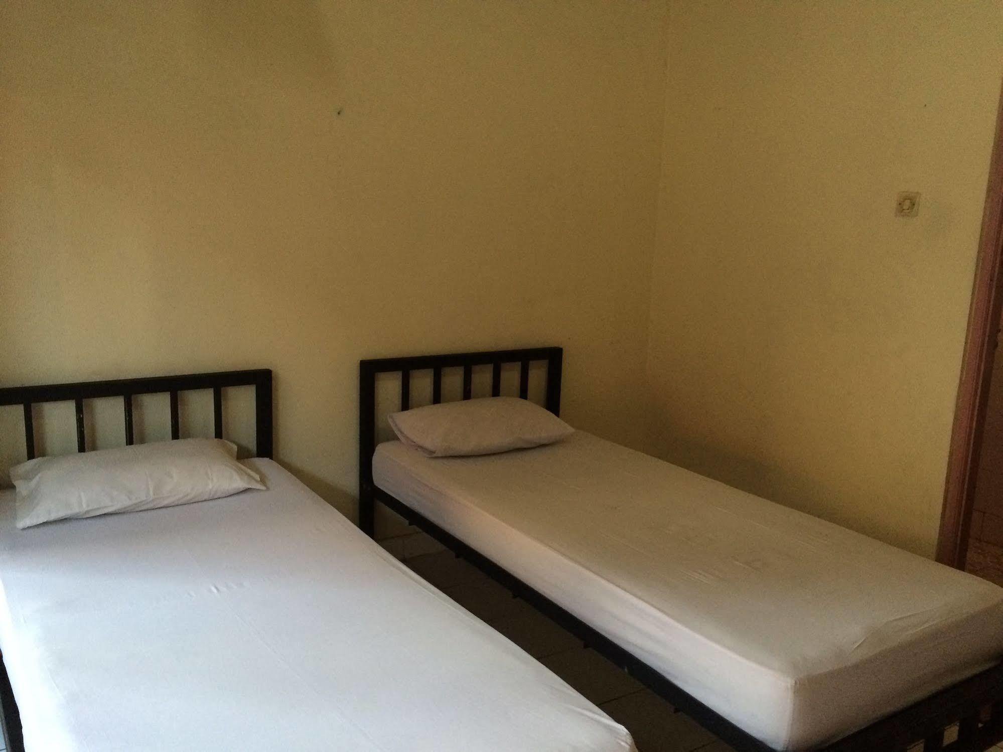Rita Za Hotel Kuta Lombok Eksteriør billede